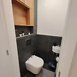 Center 2, Cozy And Modern 2br In The Center شقة بودابست