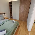 Center 2, Cozy And Modern 2br In The Center Budapešť