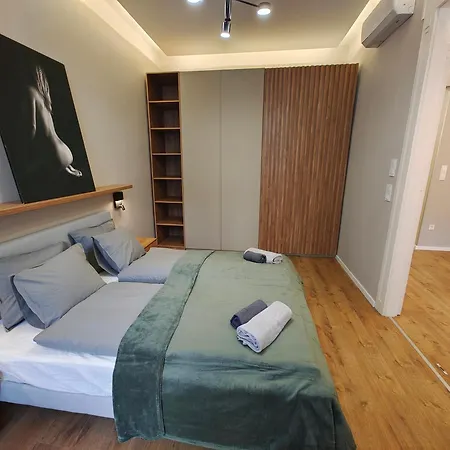 Center 2, Cozy And Modern 2br In The Center Apartman
