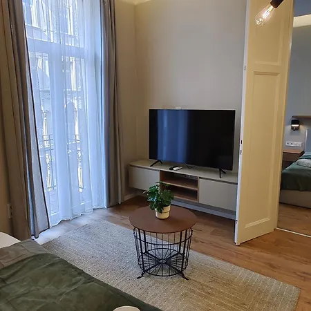 Apartman Center 2, Cozy And Modern 2br In The Center Budapest