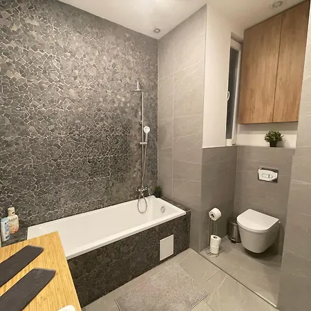 Lejlighed Center 2, Cozy And Modern 2br In The Center
