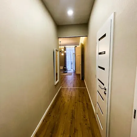 Center 2, Cozy And Modern 2br In The Center * Budapešť